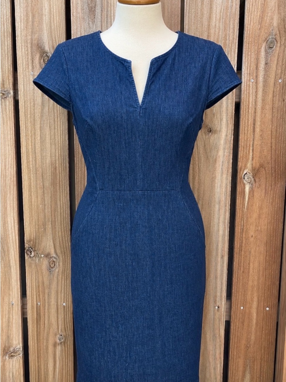 Banana Republic Dark Blue Denim Midi Dress size 6